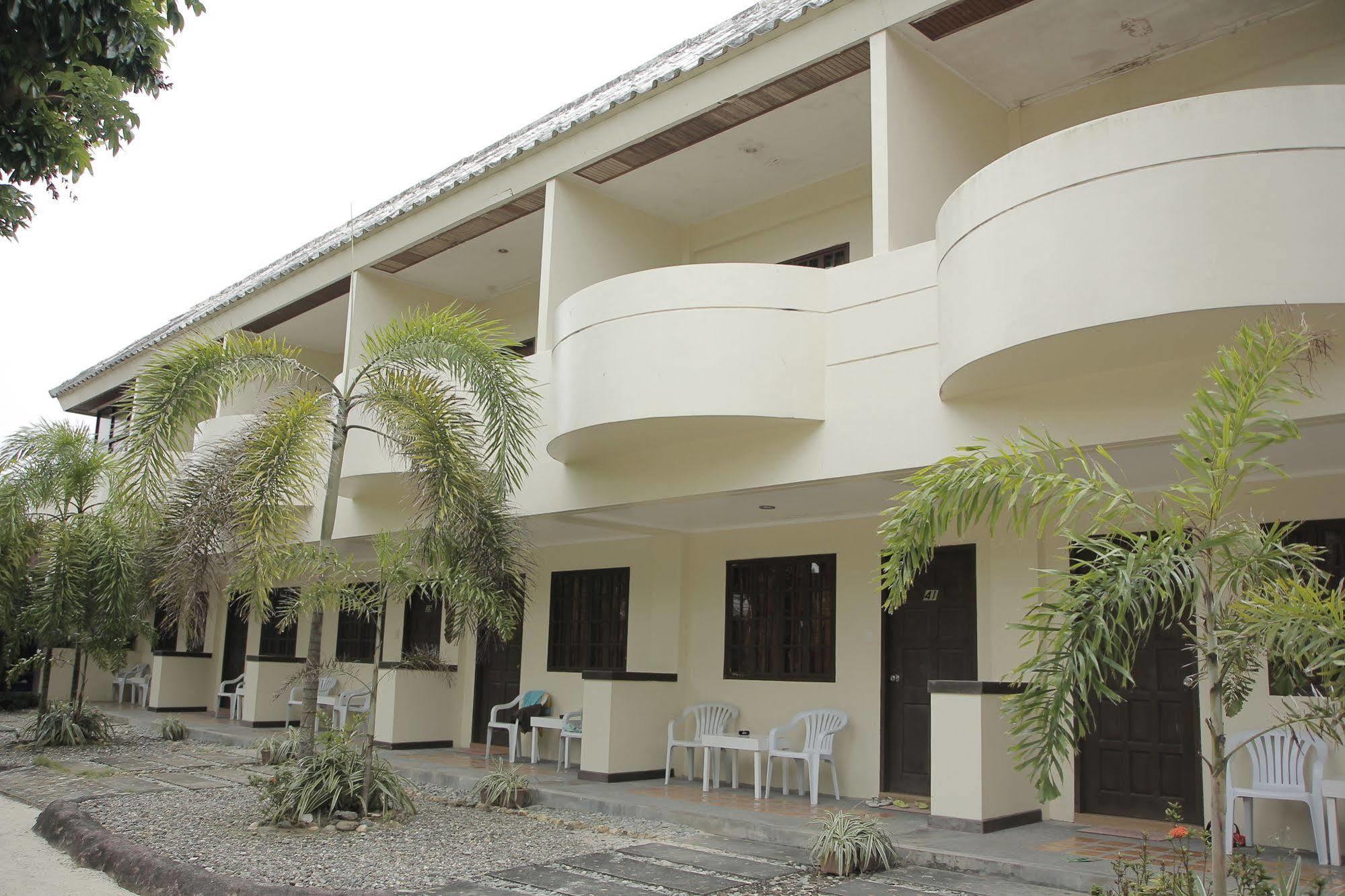 Resort Casa Pilar Manoc-Manoc